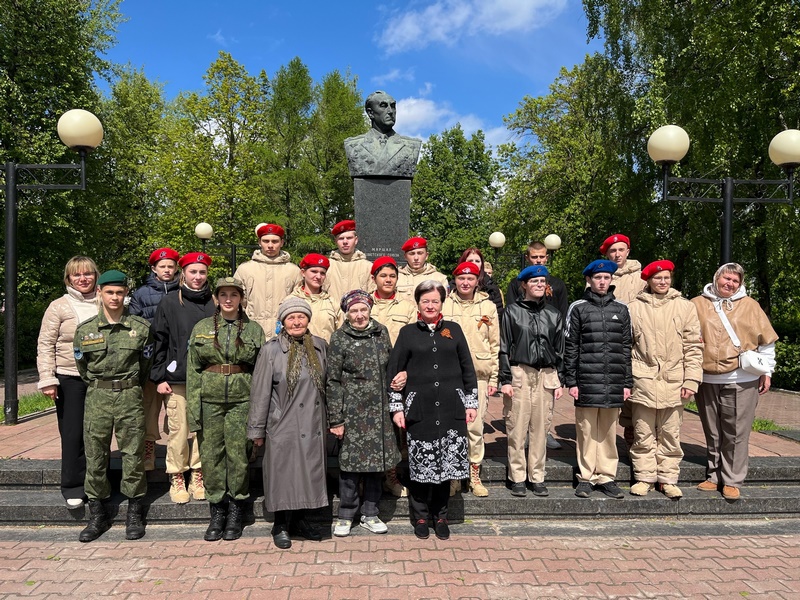 Сирень - символ Победы в Великой Отечественной Войне.