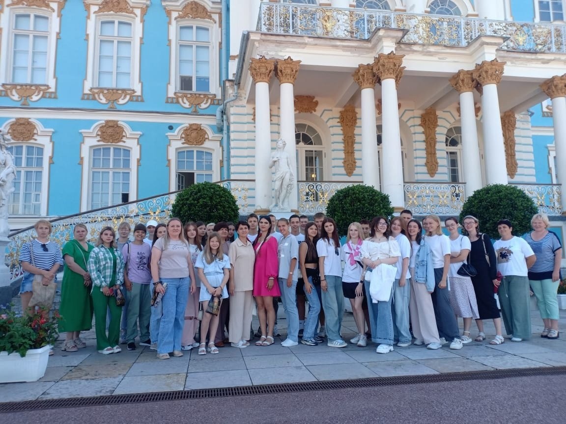 В самом красивом городе мира - Санкт-Петербурге.