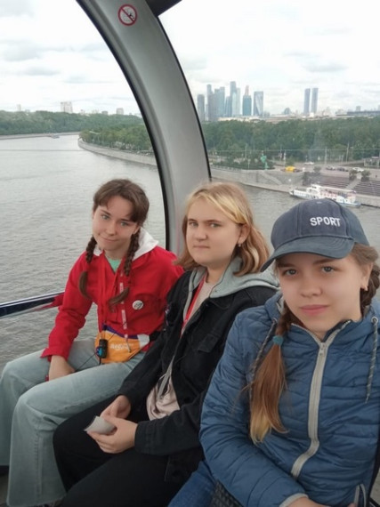 6В класс посетили столицу России и самый главный город нашей страны - Москву.